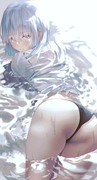 水